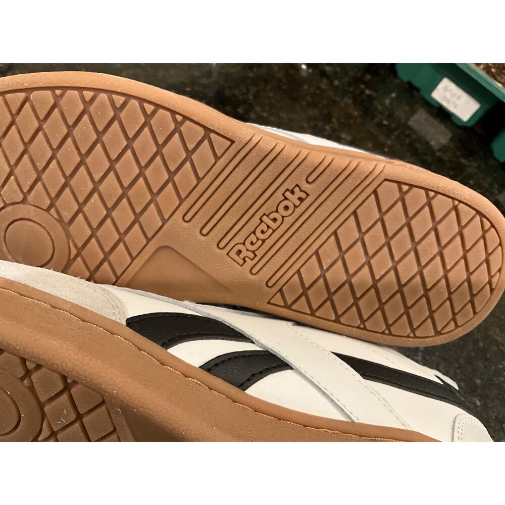 Reebok Club C Revenge womens Sneaker Size 9 White Black Gum Sole Retro 90s NWOB - Picture 10 of 11